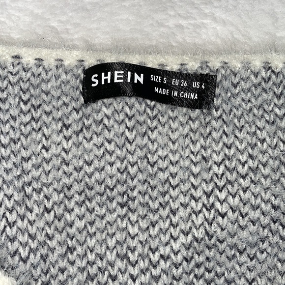 Shein Jacquard-Knot Snowflake Sweater - Small - Picture 2 of 5